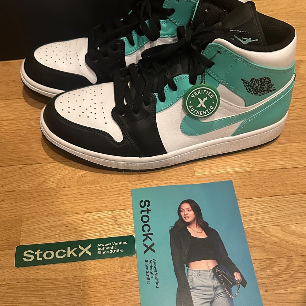 🌴🌴!!! NIB Air Jordan 1 Mid Tropical Twist